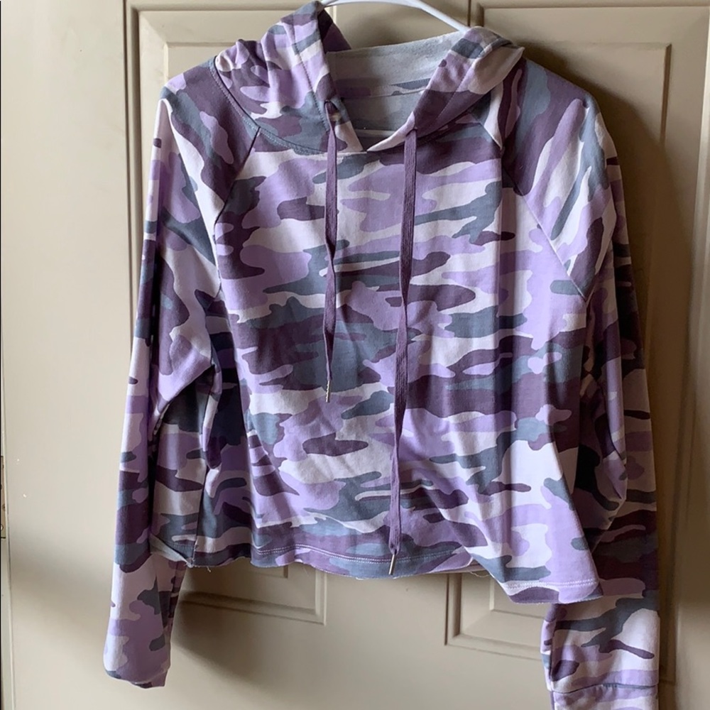 Cropped hoodie